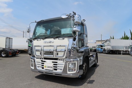 いすゞ　トラクタ　リアエアサス　PTO付　400ps　7速