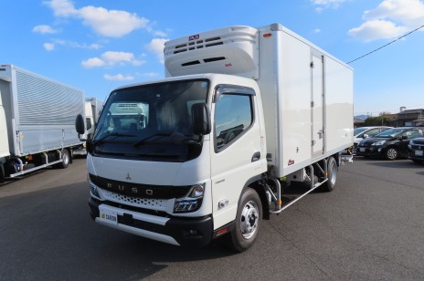 三菱　小型ゲート付冷凍バン　未使用車　フルハーフ　菱重　5速　150ps　-30℃設定　格納ゲート