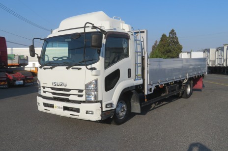 いすゞ　中型アルミ平　トーヨーボデー　ワイド　リーフサス　240ps　6速