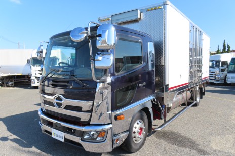 中型冷凍バン　フルキャブ　標準幅　リーフサス　菱重　キーストン　240ps　6速