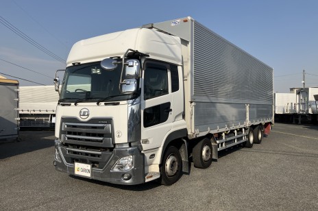 トレクス　エスコット　フロントメッキ　ハイルーフ　走行距離少